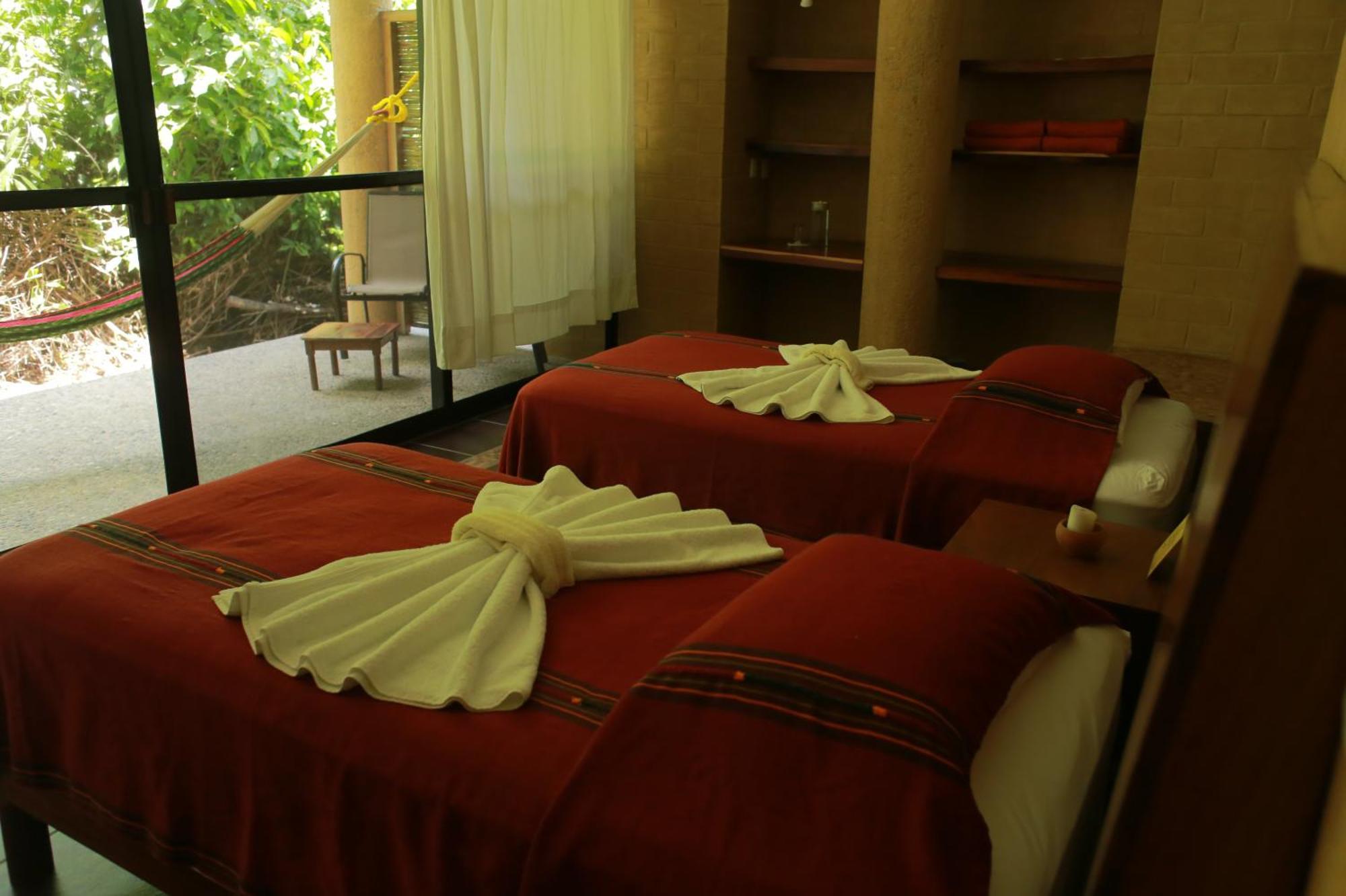 Canto De La Selva Jungle Lodge Selva Lacandona Chiapas Galaxia ภายนอก รูปภาพ